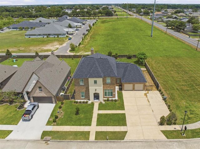 5666 South Ridge Drive, Lake Charles, LA 70605