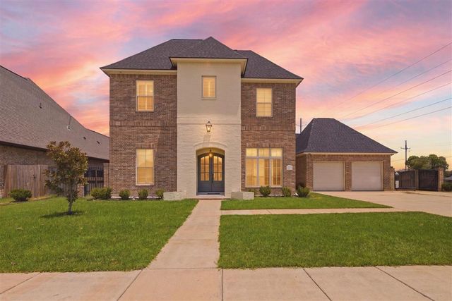 5666 South Ridge Drive, Lake Charles, LA 70605