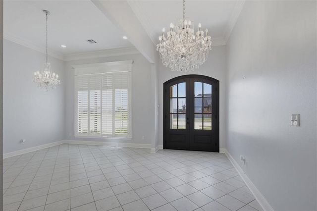 5666 South Ridge Drive, Lake Charles, LA 70605