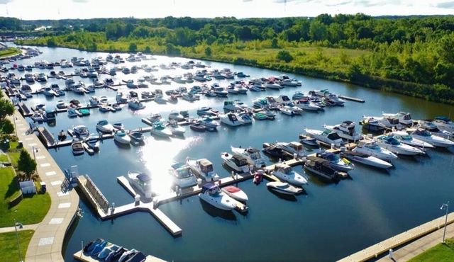 6111 S Dune Harbor Drive, Portage, IN 46368