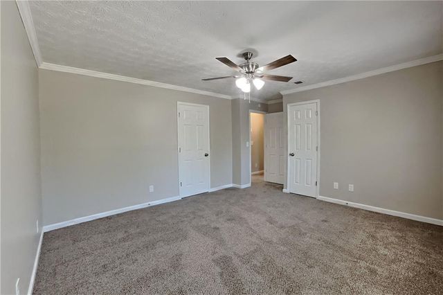 5054 Arbor Lane SW, Lilburn, GA 30047