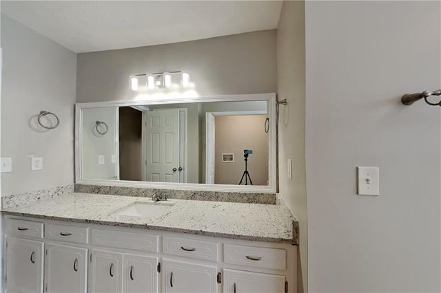 5054 Arbor Lane SW, Lilburn, GA 30047