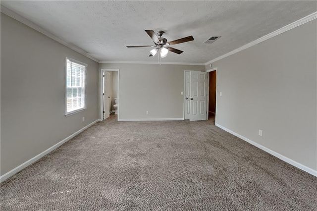5054 Arbor Lane SW, Lilburn, GA 30047