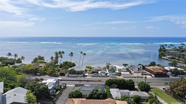 5838 Kalanianaole Highway, Honolulu, HI 96821