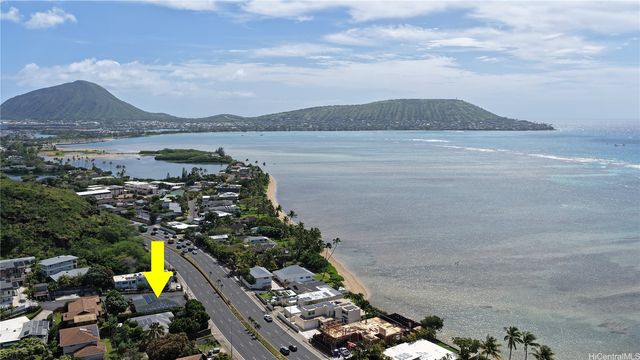 5838 Kalanianaole Highway, Honolulu, HI 96821