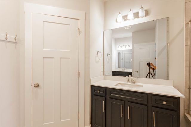 1332 SUMMER GOLD Way, Boiling Springs, SC 29316