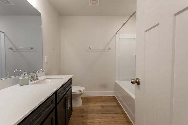 1332 SUMMER GOLD Way, Boiling Springs, SC 29316