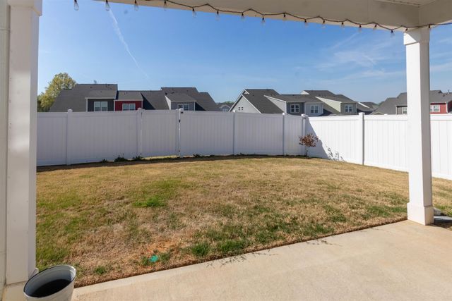 1332 SUMMER GOLD Way, Boiling Springs, SC 29316