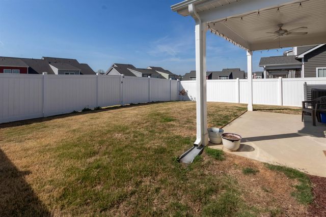 1332 SUMMER GOLD Way, Boiling Springs, SC 29316