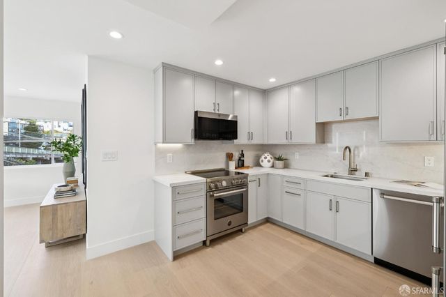 505 Grand View Avenue 6, San Francisco, CA 94114