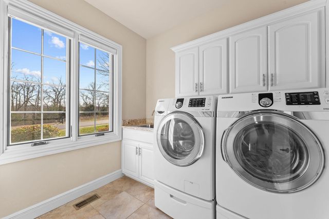 151 Royal Dornoch Drive, Branson, MO 65616