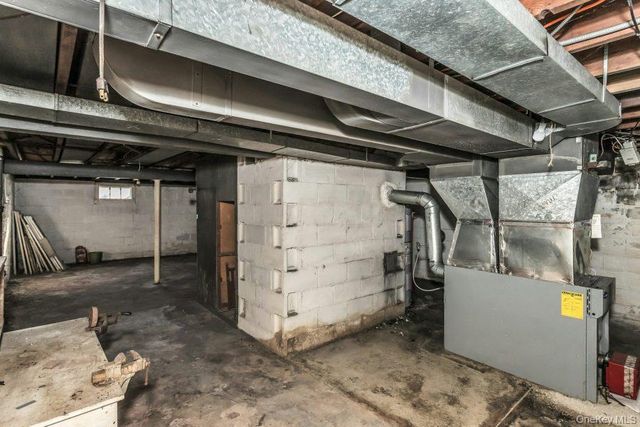 252 Toronto Avenue, Massapequa, NY 11758