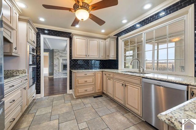 1890 US Hwy 62, Bardwell, KY 42023