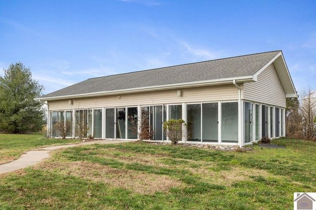 1890 US Hwy 62, Bardwell, KY 42023