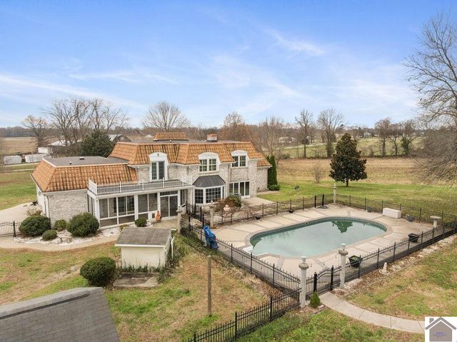 1890 US Hwy 62, Bardwell, KY 42023