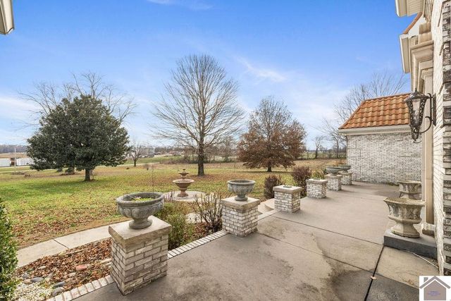 1890 US Hwy 62, Bardwell, KY 42023