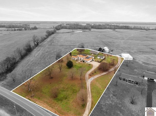 1890 US Hwy 62, Bardwell, KY 42023