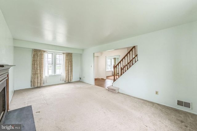 5 GRAYSON COURT, Marlton, NJ 08053