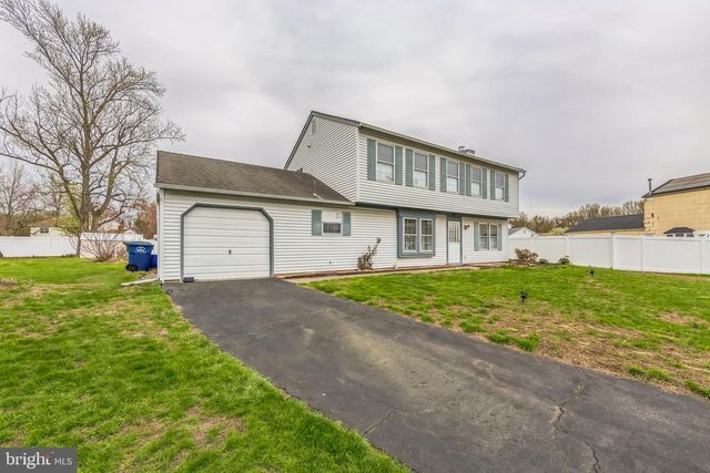 5 GRAYSON COURT, Marlton, NJ 08053