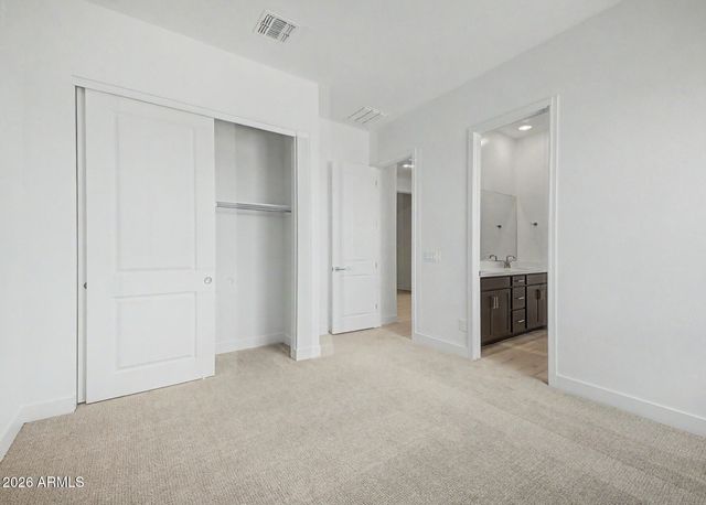 20422 N 222ND Drive, Surprise, AZ 85387