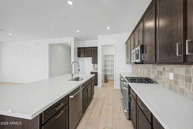20422 N 222ND Drive, Surprise, AZ 85387