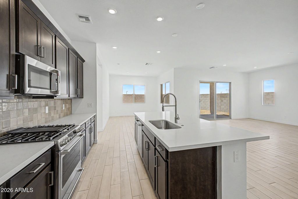 20422 N 222ND Drive, Surprise, AZ 85387 — photo 4