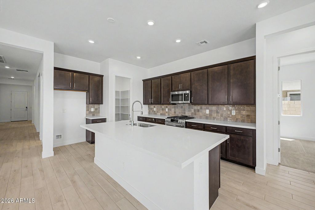20422 N 222ND Drive, Surprise, AZ 85387 — photo 5