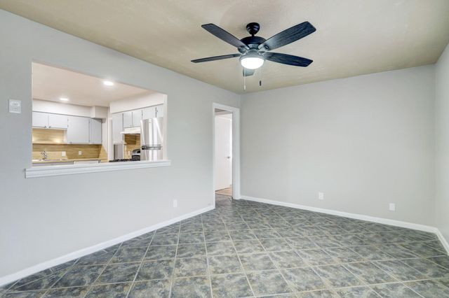 2100 Ontario Street, Baytown, TX 77520