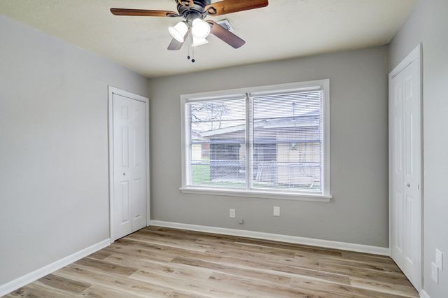 2100 Ontario Street, Baytown, TX 77520