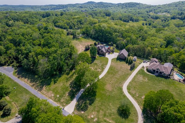 126 Hidden Valley Rd, Arrington, TN 37014
