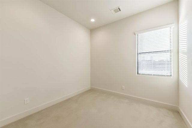 3206 N Macgregor Way A, Houston, TX 77004