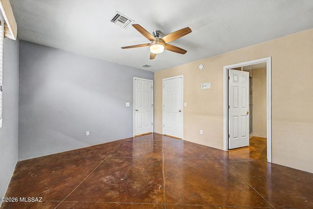 409 E Geronimo Bluff Loop, Tucson, AZ 85705