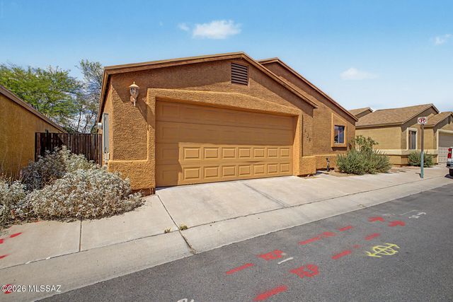 409 E Geronimo Bluff Loop, Tucson, AZ 85705