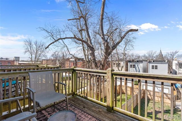 2253 Indiana Avenue, St Louis, MO 63104