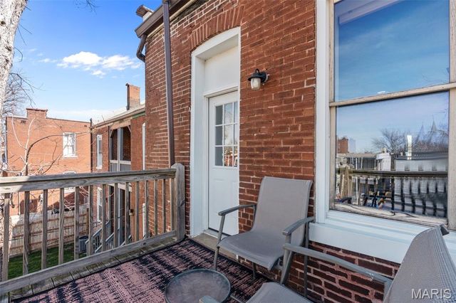 2253 Indiana Avenue, St Louis, MO 63104
