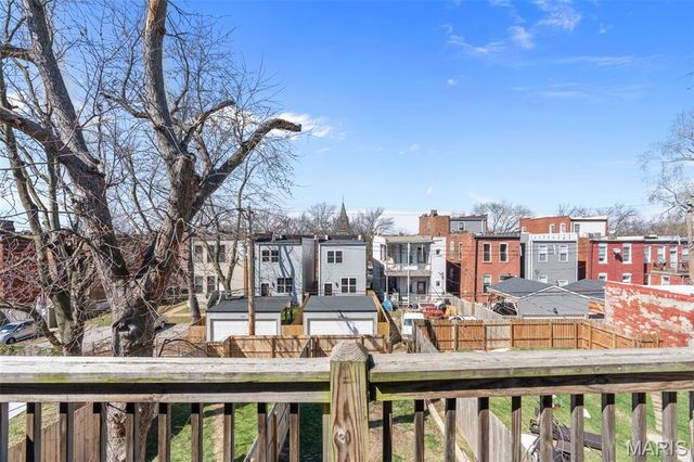 2253 Indiana Avenue, St Louis, MO 63104