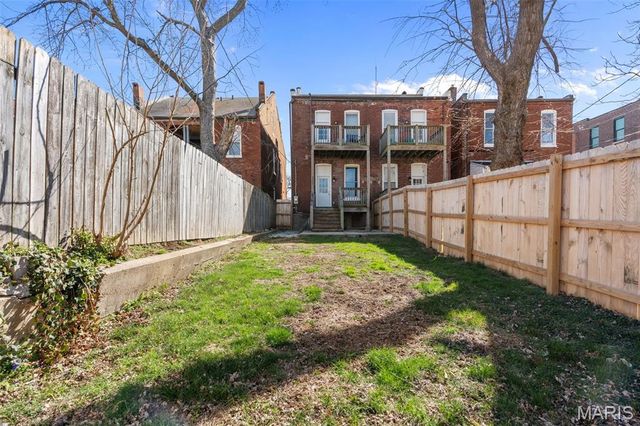 2253 Indiana Avenue, St Louis, MO 63104