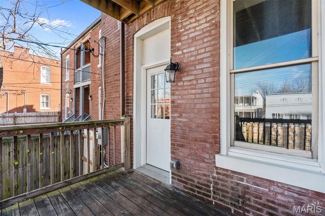2253 Indiana Avenue, St Louis, MO 63104