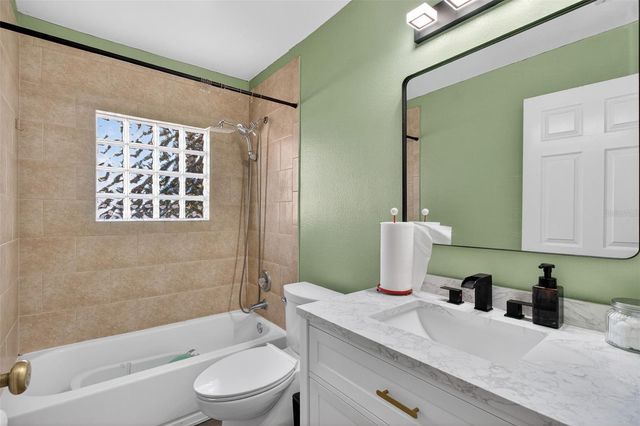 2174 19TH AVENUE SW, Largo, FL 33774