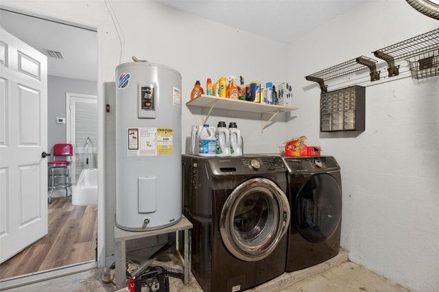 2174 19TH AVENUE SW, Largo, FL 33774