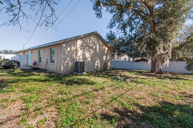 2174 19TH AVENUE SW, Largo, FL 33774