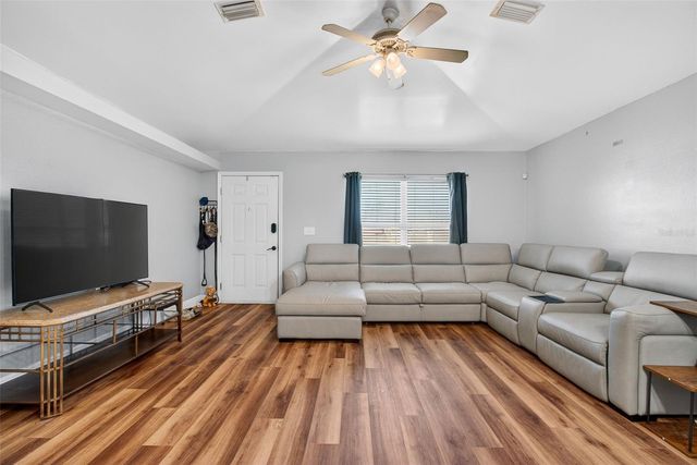 2174 19TH AVENUE SW, Largo, FL 33774