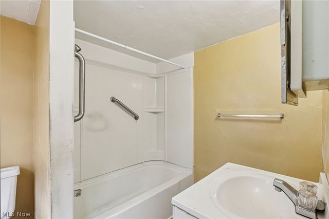 5810 West Boulevard, Boardman, OH 44512