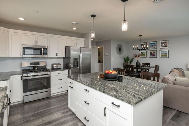 644 Shardlow Lane NE, Byron, MN 55920