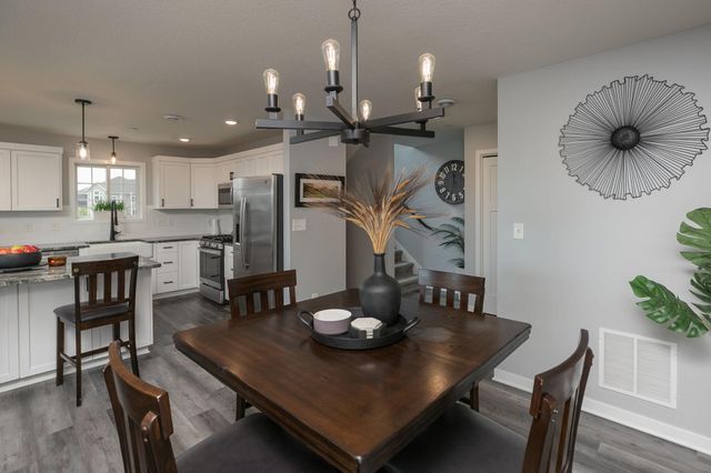 644 Shardlow Lane NE, Byron, MN 55920