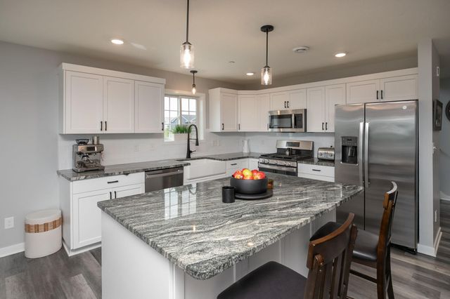 644 Shardlow Lane NE, Byron, MN 55920