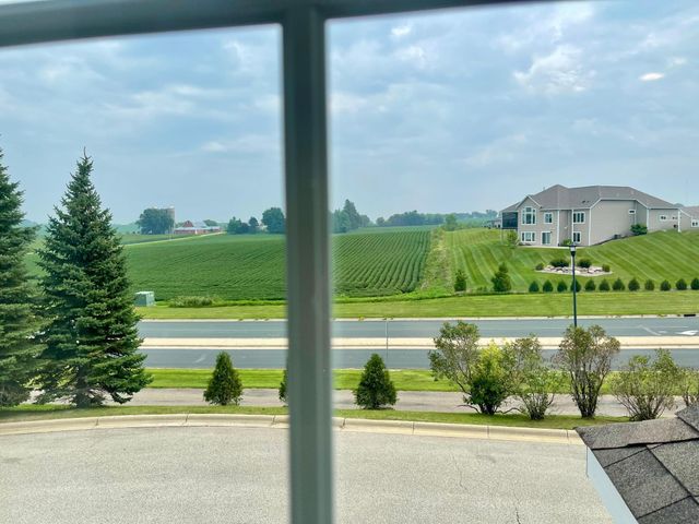 644 Shardlow Lane NE, Byron, MN 55920