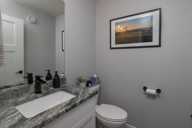 644 Shardlow Lane NE, Byron, MN 55920