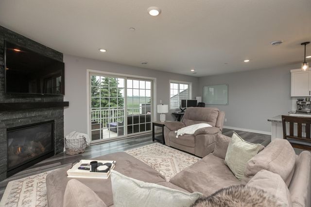 644 Shardlow Lane NE, Byron, MN 55920