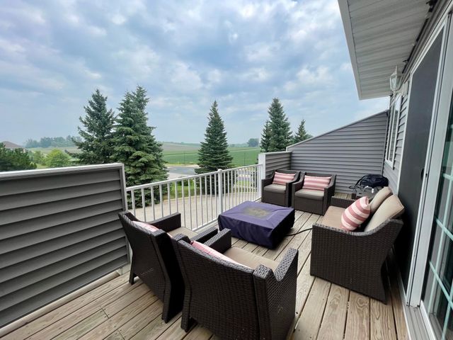 644 Shardlow Lane NE, Byron, MN 55920